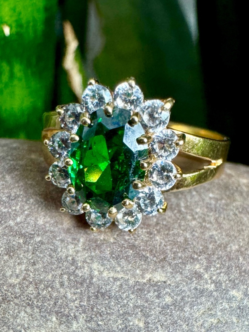 18k Green Spinel Ring